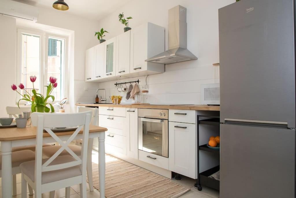 Brand New City Center Apartment Nostalgija Split Exterior photo
