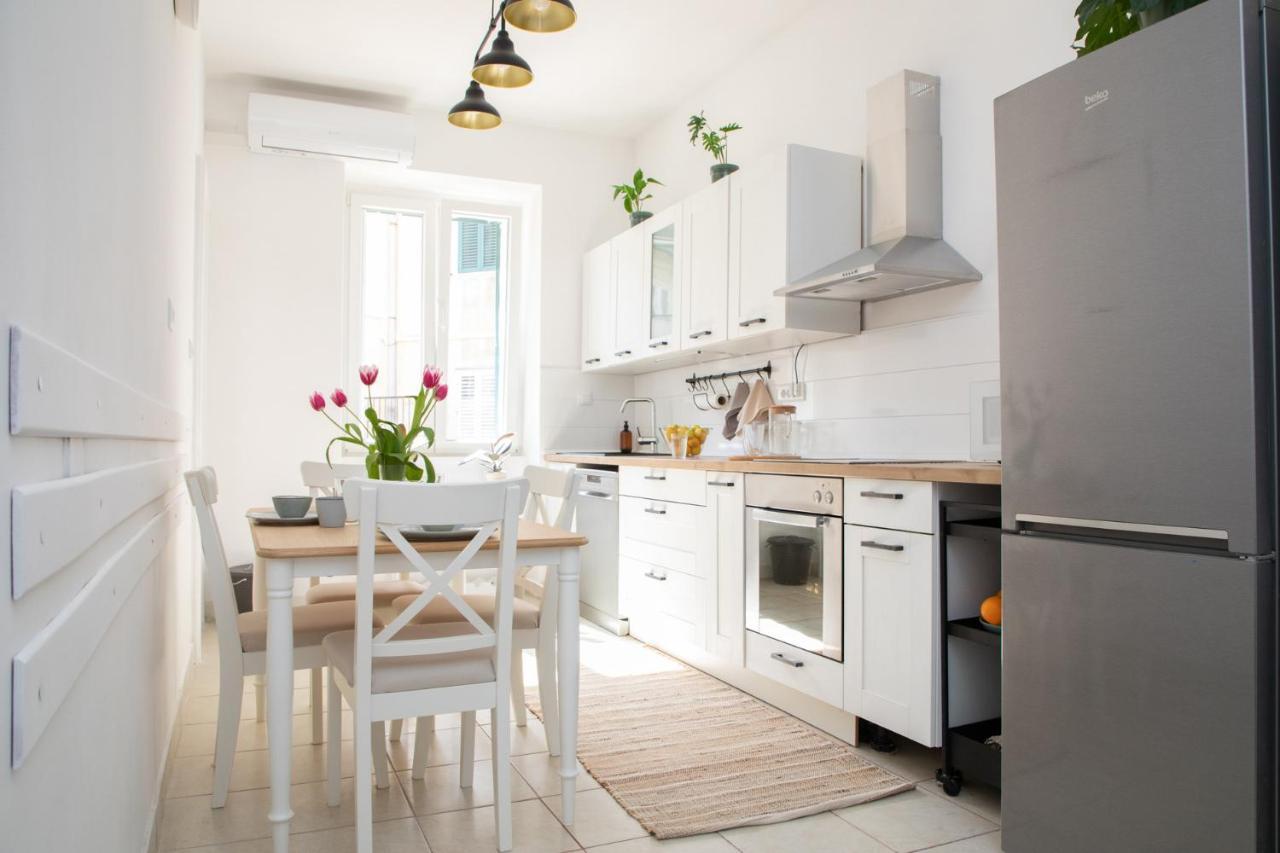 Brand New City Center Apartment Nostalgija Split Exterior photo